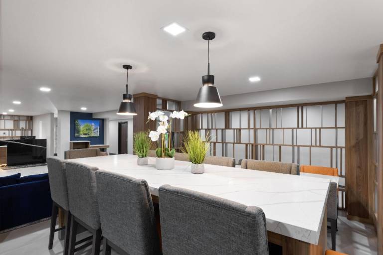 La Quinta Inn & Suites by Wyndham Springdale — photo 3