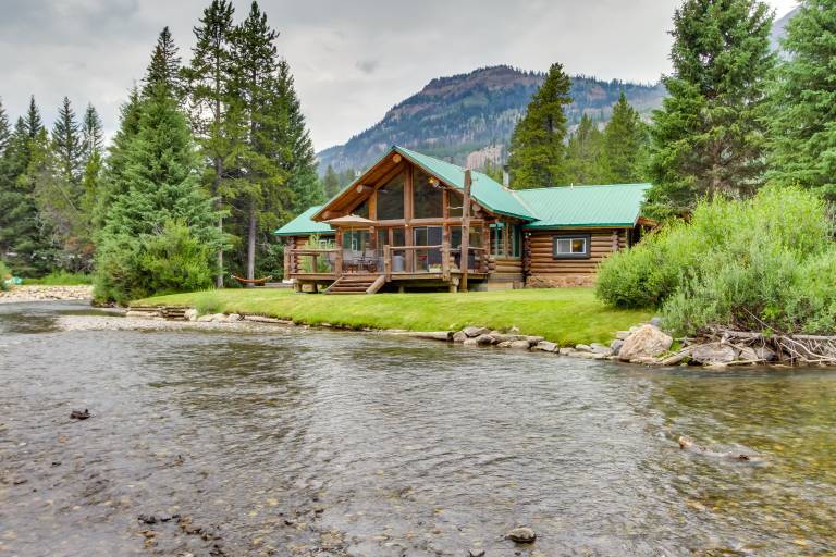 Cabin Cooke City