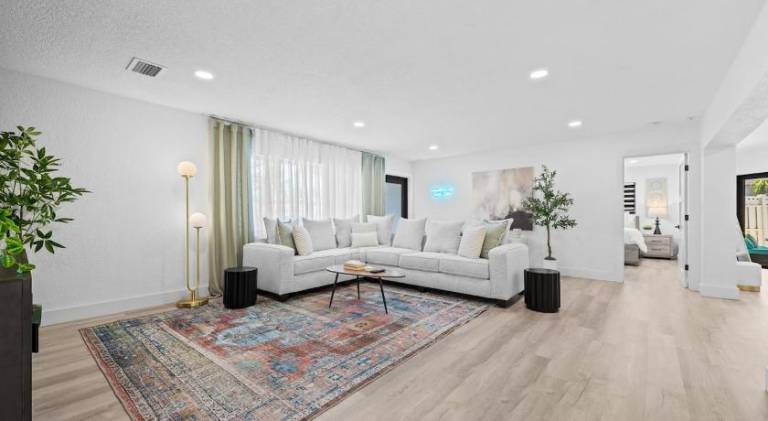 House with pool | Dogs allowed in Pompano Beach, FL