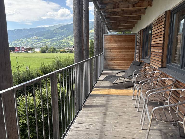 Child-friendly pleasant rental apartment with sauna | Mountain view | Dogs allowed — photo 3