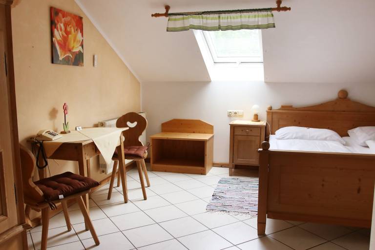Doppelzimmer 8 mit Dusche WC