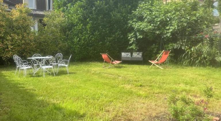 Big vacation home with pool | Pet-friendly — photo 4