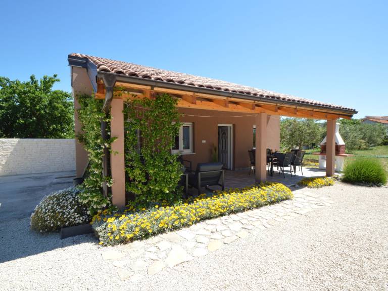 Ferienhaus in Drage, Pakoštane , Kroatien für max. 6 Personen