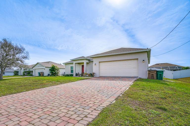 Dog-Friendly Home w/ Screened Porch in Cape Coral! — photo 3