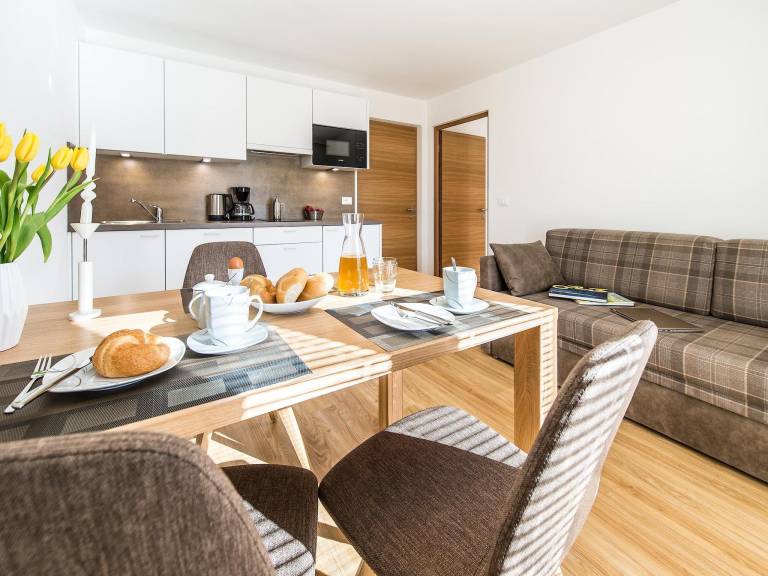Charming holiday apartment with patio & garden | Pet-friendly — photo 2