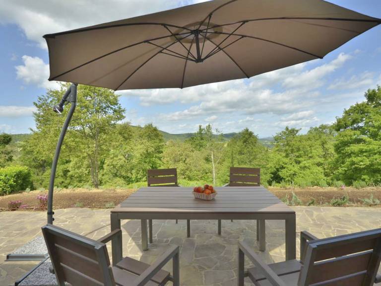Vacation home with garden, barbeque & patio | Nature view — photo 2