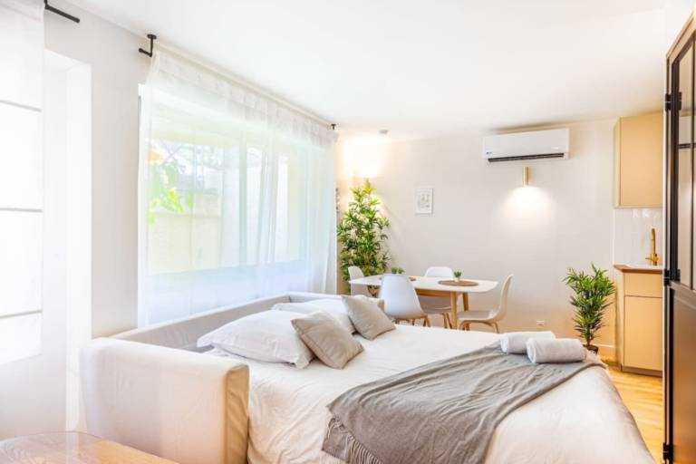 Apartment with sauna | Next to Place des Quinconces — photo 3