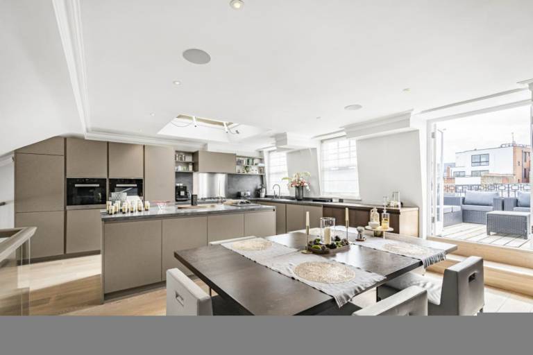 Ultra-Lux £8M Chelsea Penthouse Huge Terrace — photo 3