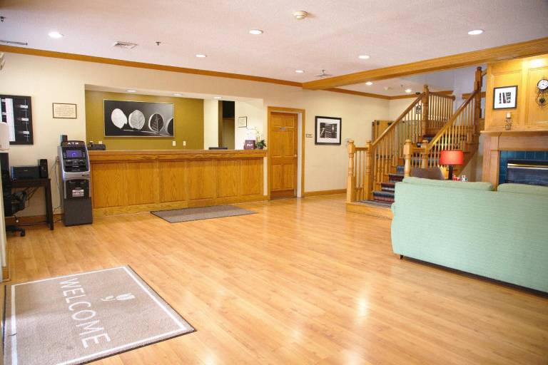 Country Inn & Suites by Radisson, Bloomington-Normal West, IL in Bloomington, IL