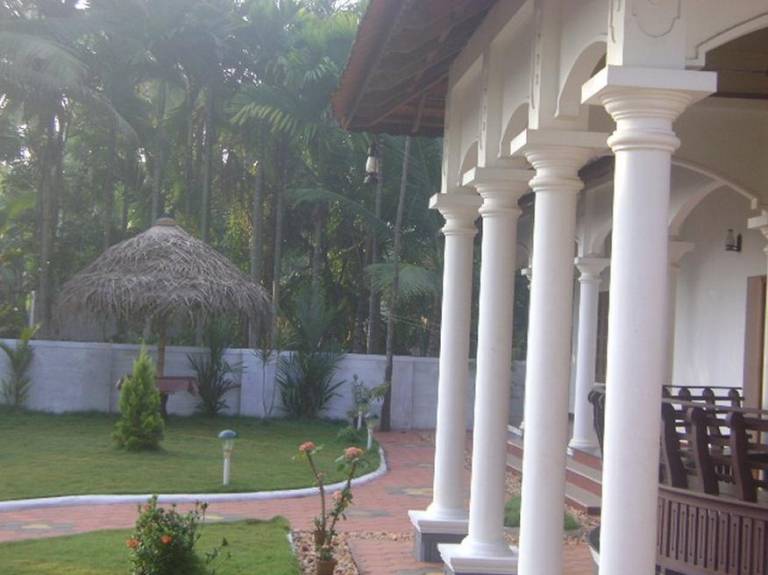 Private room  Champakulam