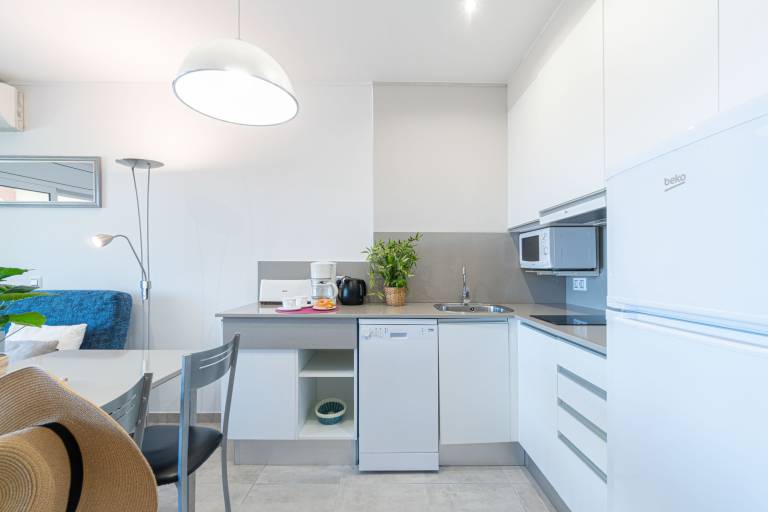 Wonderful rental apartment with terrace & yard | Beach nearby | Dogs allowed — photo 4