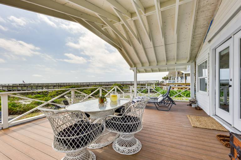 Oceanfront Amelia Island Cottage: Deck & Boardwalk — photo 2