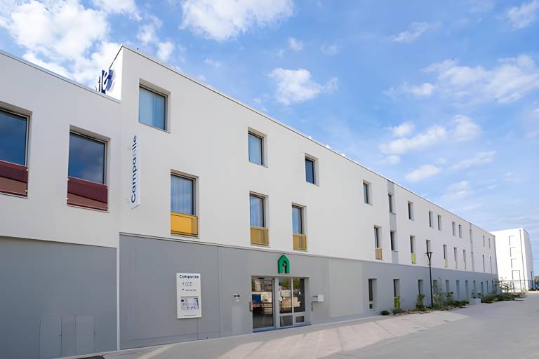 CAMPANILE TOURS NORD FORUM MELIES — photo 4
