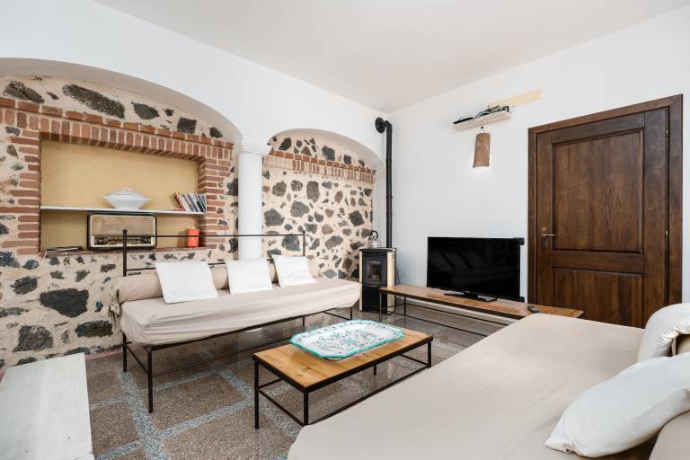 Villa 'Pedduzza' with Sea View, Private Terrace and Wi-Fi — photo 3