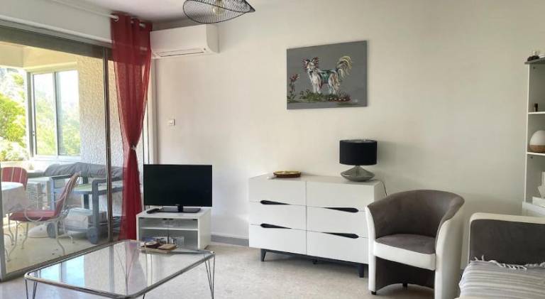 Rental apartment with 1 room for 3 persons in Cassis