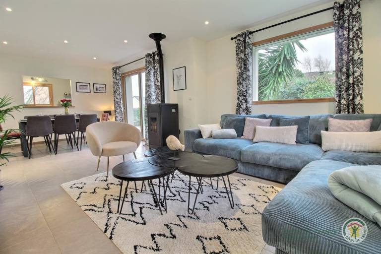 Gite with patio & garden — photo 4