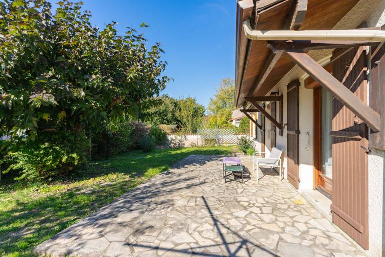 Holiday Home 'Maison De Famille' with Private Terrace and Garden — photo 2