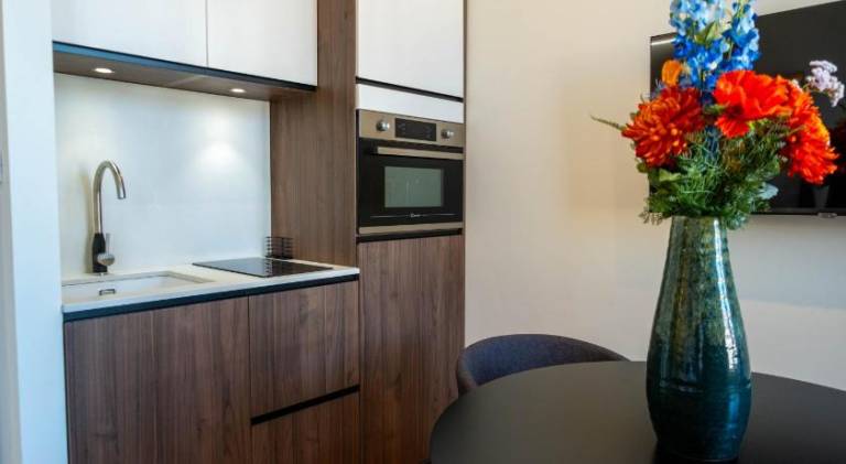 Rental apartment with hot tub — photo 4