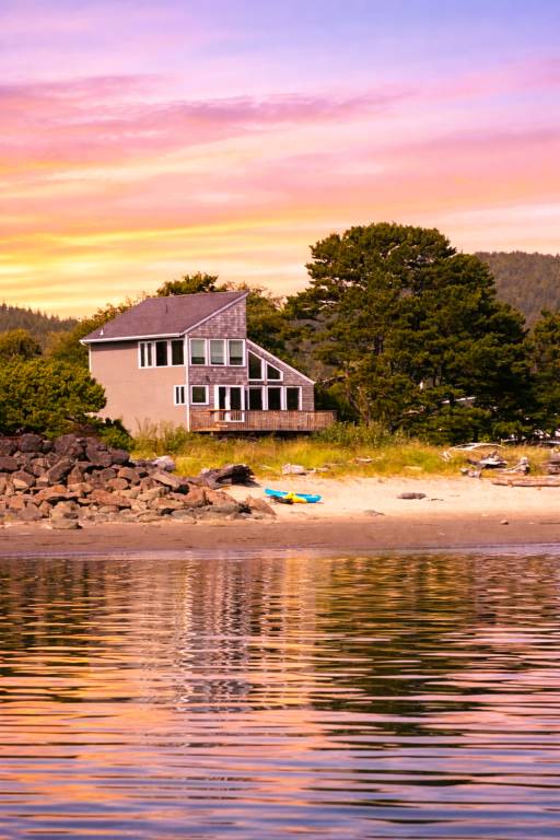The Bay House on 52nd in Agate Beach, OR