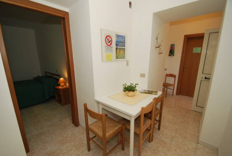 Family-oriented pleasant apartment with terrace, garden & pool | Pet-friendly — photo 4