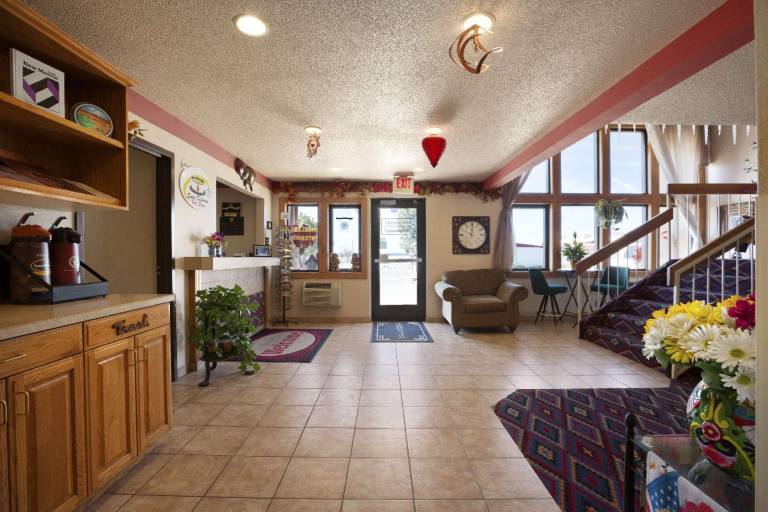 Super 8 By Wyndham Las Vegas — photo 2