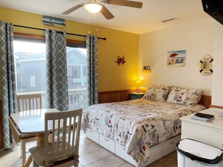 Charming condo | Beach view | Pet-friendly — photo 3