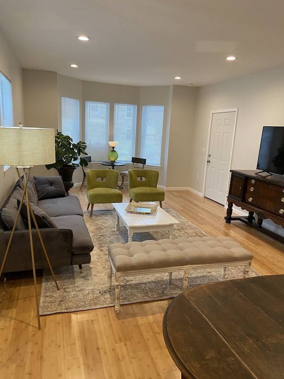 Apartment  Oregon Township