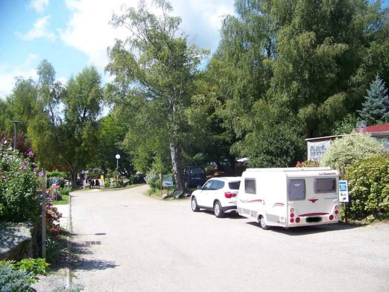 Camping with pool — photo 3
