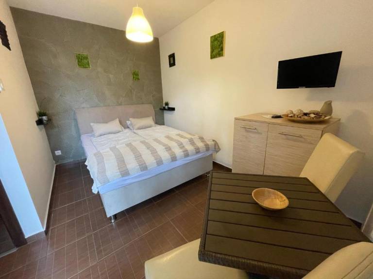 Hus  Balatonfüred