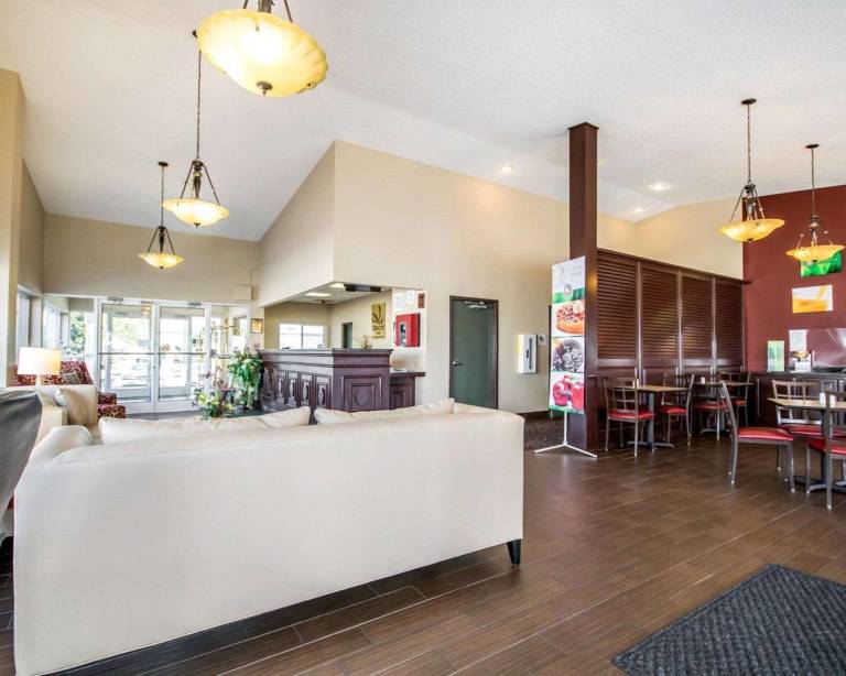 Quality Inn & Suites Elizabethtown — photo 4