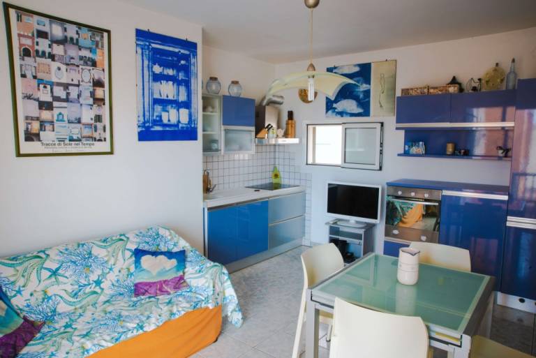 Apartment with terrace | Sea view — photo 2