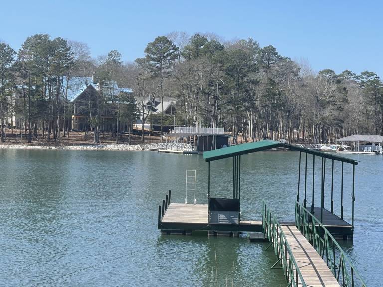Cabin Reed Creek