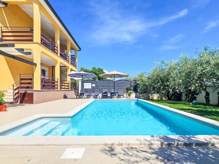 Ferienwohnung in Bužinija, Novigrad für max. 4 Personen, Ferienwohnung in Bužinija, Novigrad für max. 4 Personen,