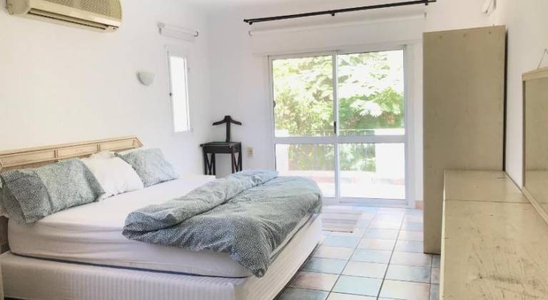 Villa with pool | Pets are welcome — photo 2