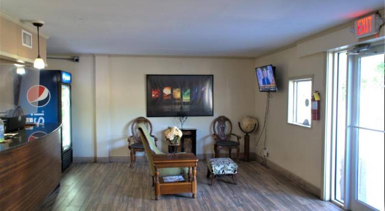 Eastern Shore Motel — photo 2