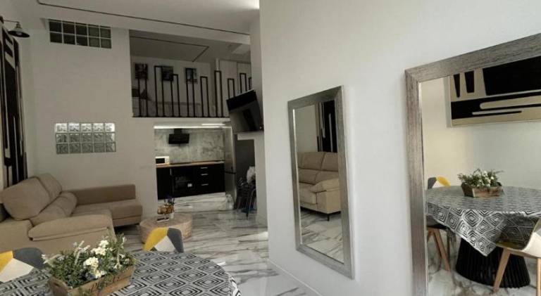 Apartment with pool — photo 2