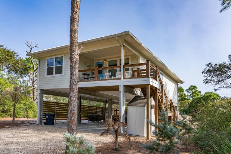 House Saint George Island