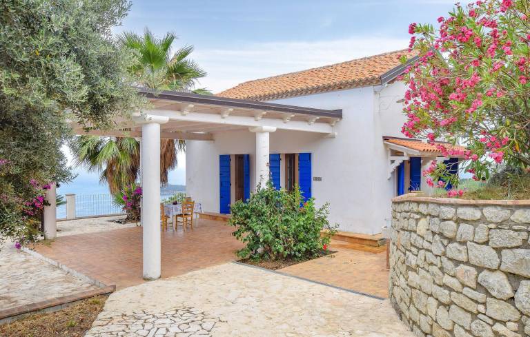 Casa  Sangineto