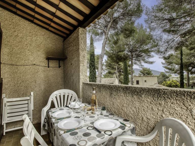 Holiday apartment with patio | Next to the beach | Pets are welcome — photo 2