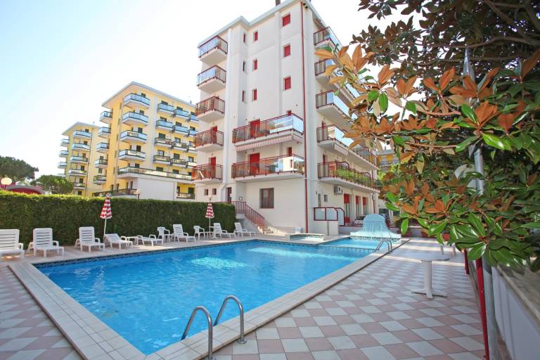Apartment 'Acapulco Residence 201' with Shared Pool and Private Terrace in Jesolo