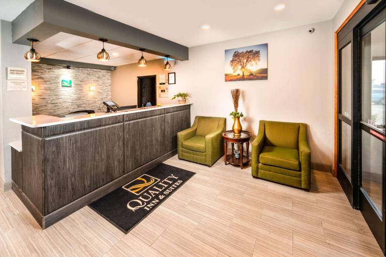 Quality Inn & Suites Danville East — photo 3