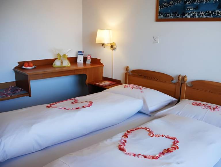 Charming lodge with yard & terrace | Dogs allowed in Fribourg