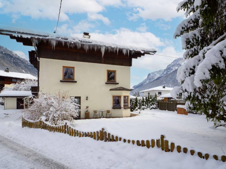 Holiday apartment with 1 room for 4 persons — photo 4