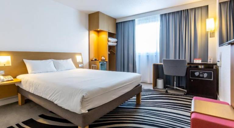Novotel Bourges — photo 3
