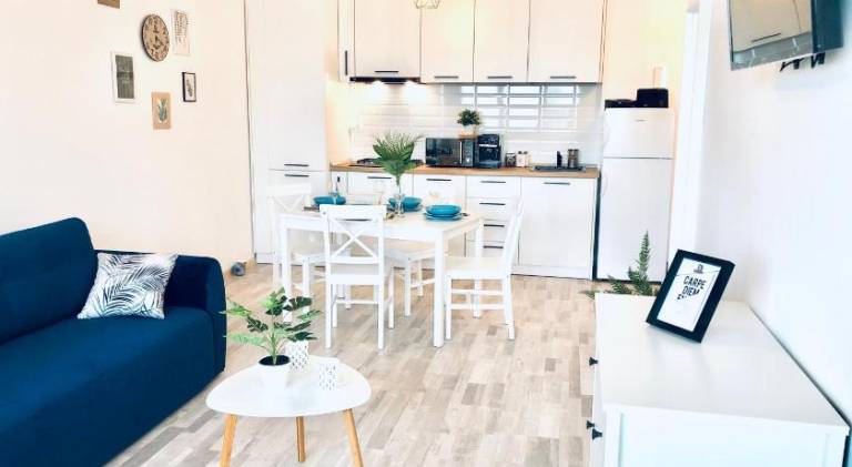 Apartment with pool in Constanta