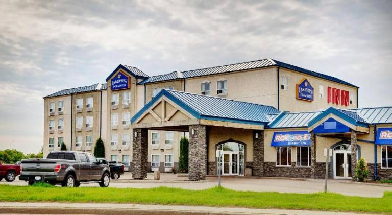 Lakeview Inns & Suites - Fort Saskatchewan — photo 4