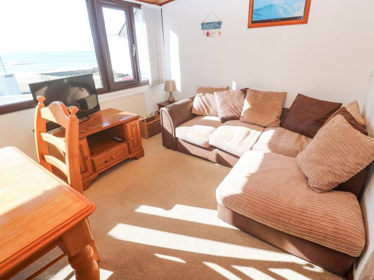 Fully equipped lovely cottage with garden | Beach view | Beach nearby | Pet-friendly — photo 4