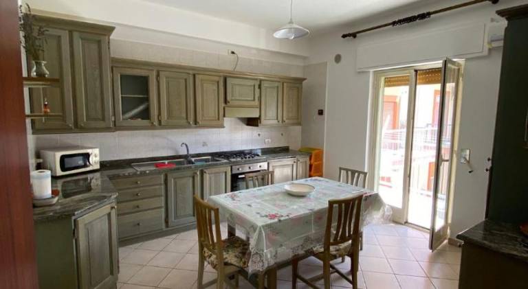 Holiday apartment with 3 rooms for 6 persons — photo 3