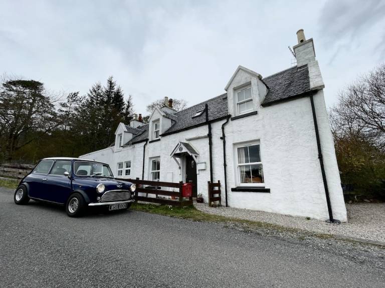 Cottage Skeabost Bridge