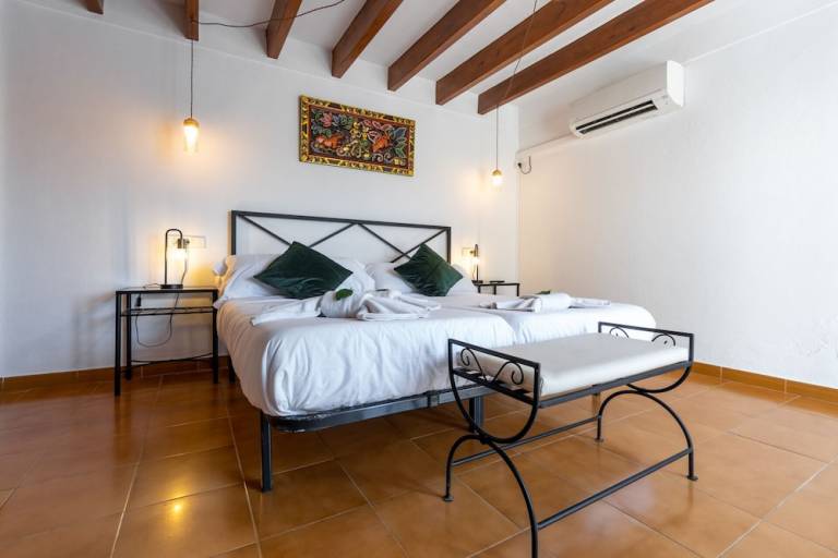 Hostel Santa Eulària des Riu